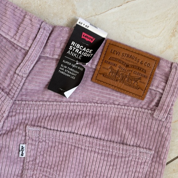 Levi’s NWT Ribcage Straight Ankle Corduroy Pants Pebble Keepsake Lilac 29 x 29 - Picture 13 of 14